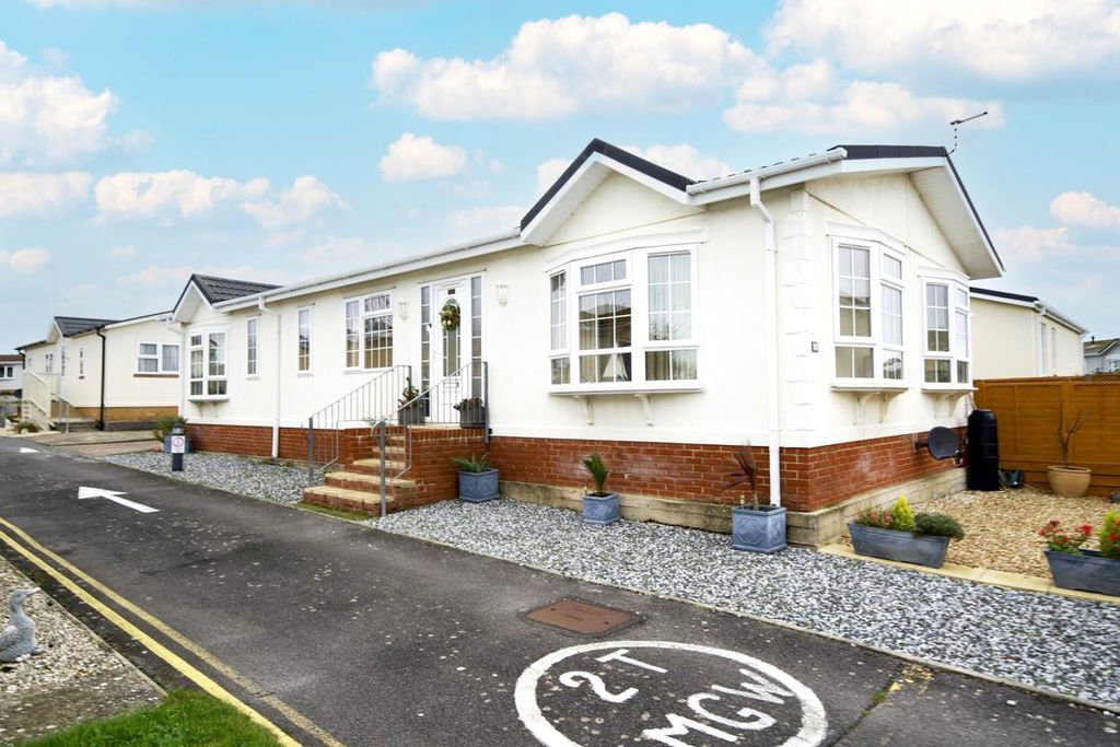 Property photo 1 of 19 2.Jpg