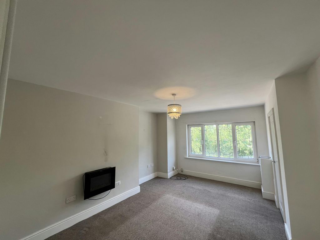 Property photo 3 of 12 Img_2642.Jpg