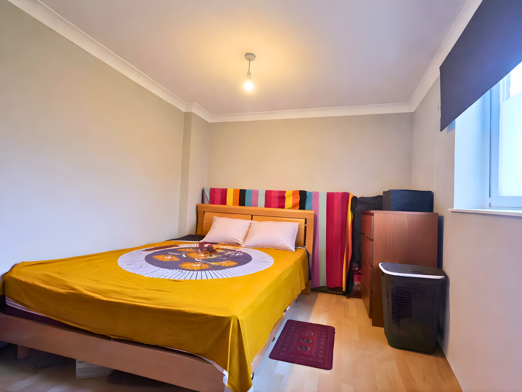 Property photo 3 of 6