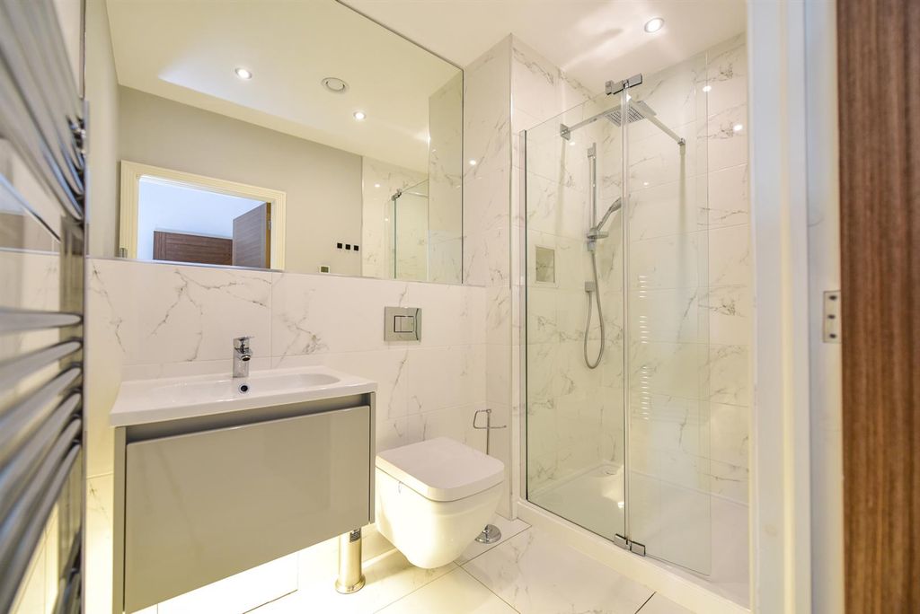 Additional image 8 of 3 bed flat for saleIvy Park Road, Sheffield S10
