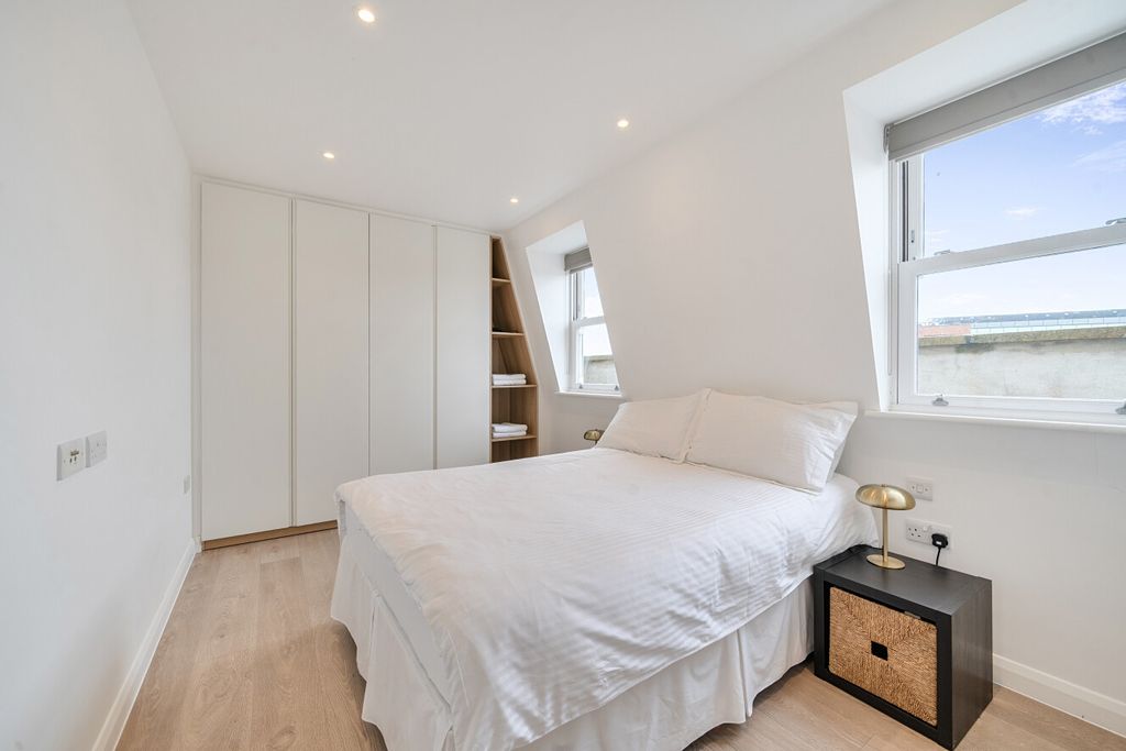 Property photo 2 of 21 1421072-3-69A1749...