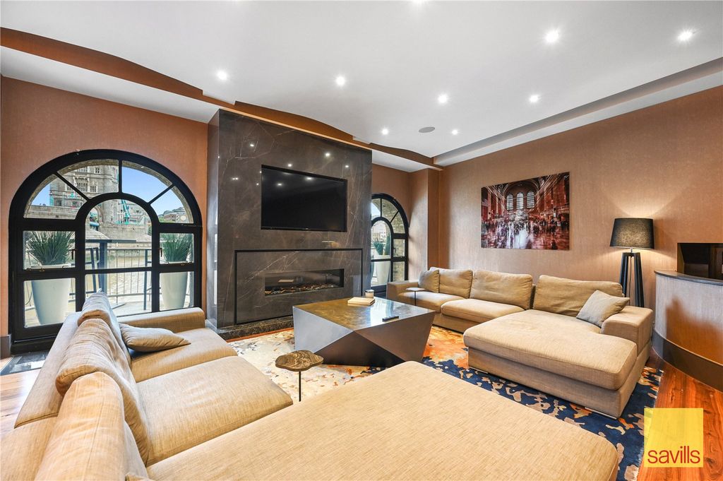 Property photo 1 of 31 Reception