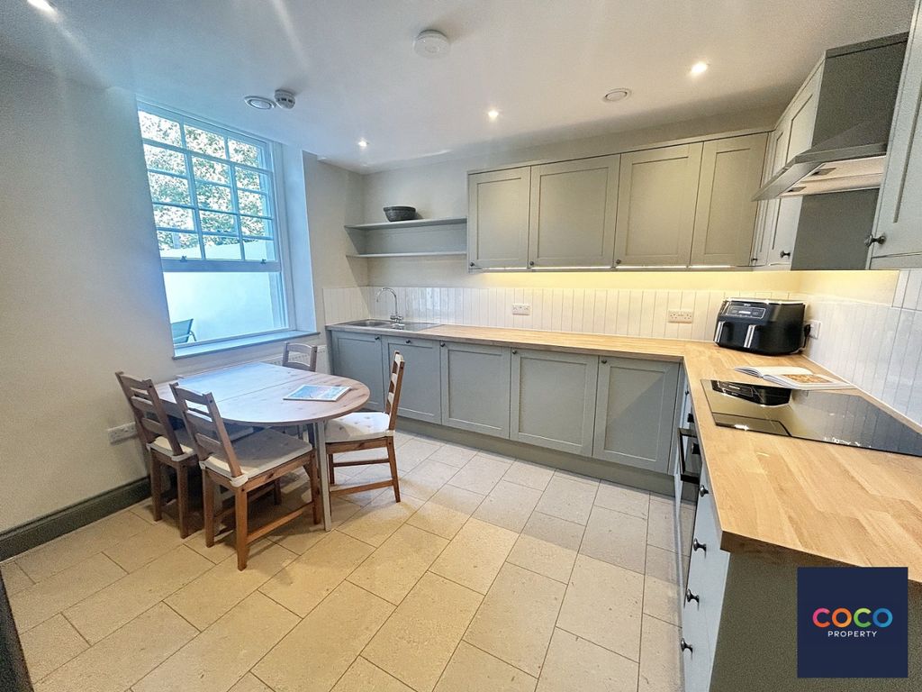 Property photo 3 of 6 5524772
