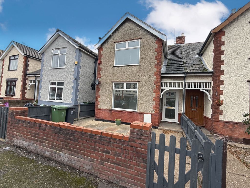 Property photo 1 of 11