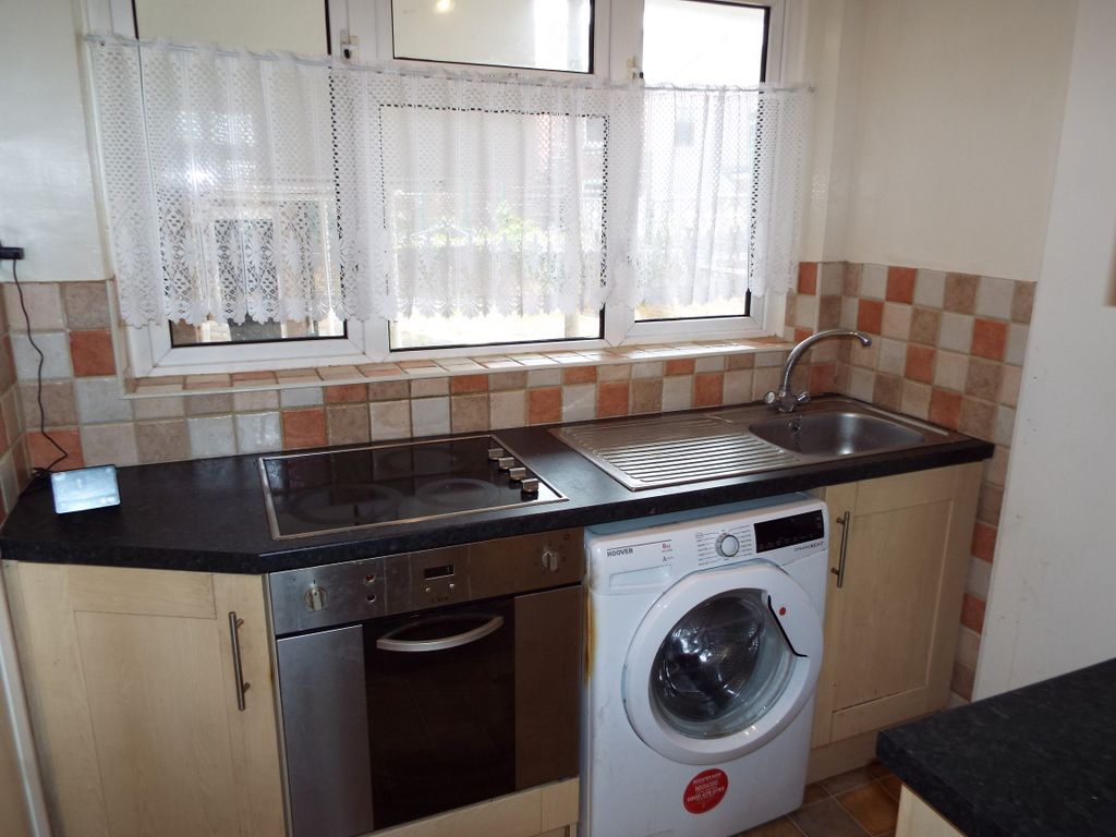 Property photo 3 of 5