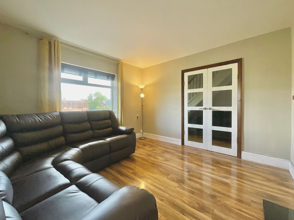 Property photo 3 of 24
