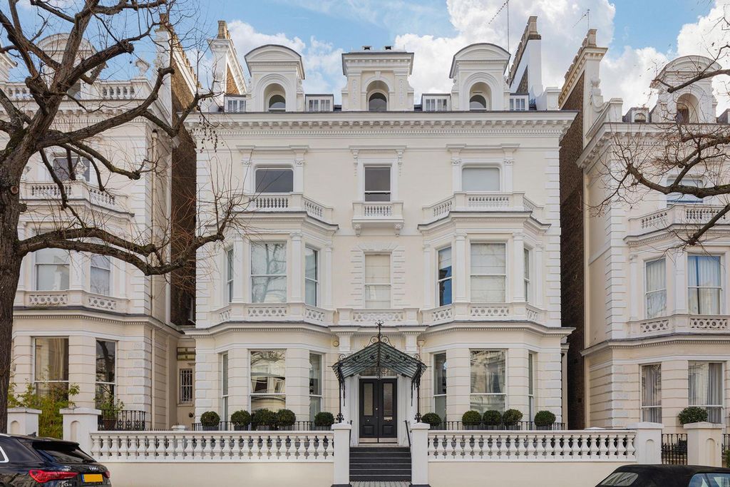 Property photo 3 of 31