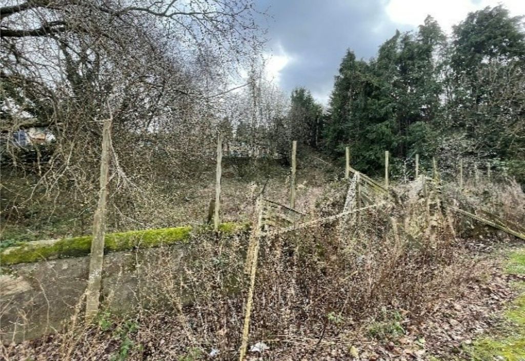 Property photo 2 of 6