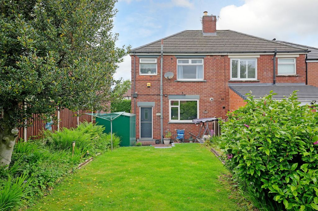 Property photo 2 of 26