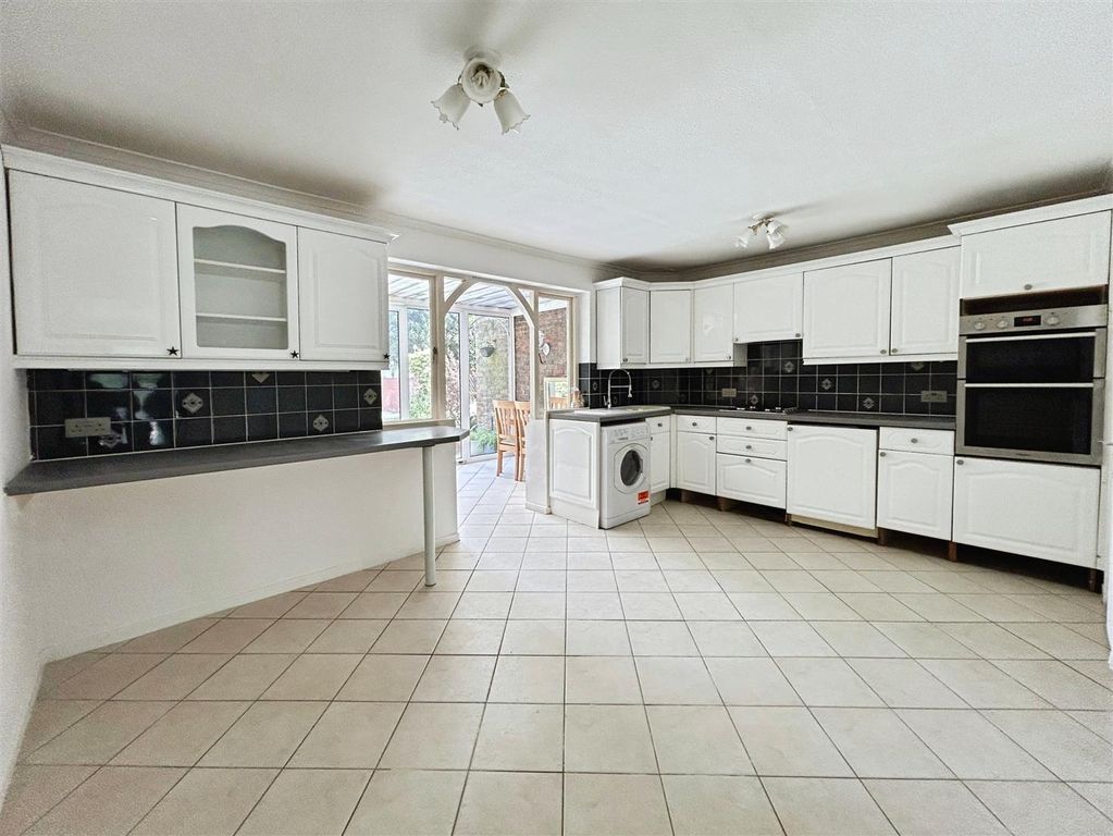 Property photo 2 of 11 3Fba1d10-Image00010.Jpeg