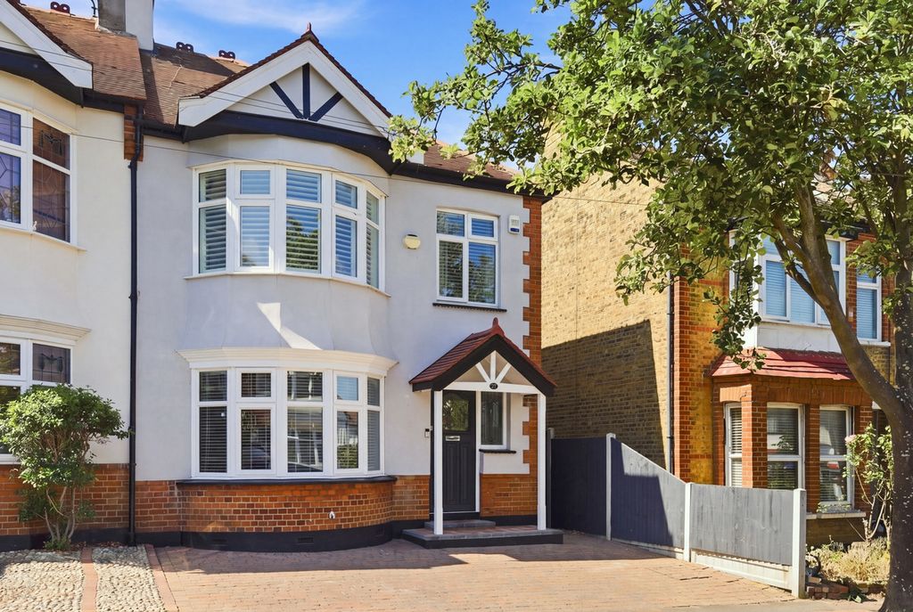 Property photo 1 of 30