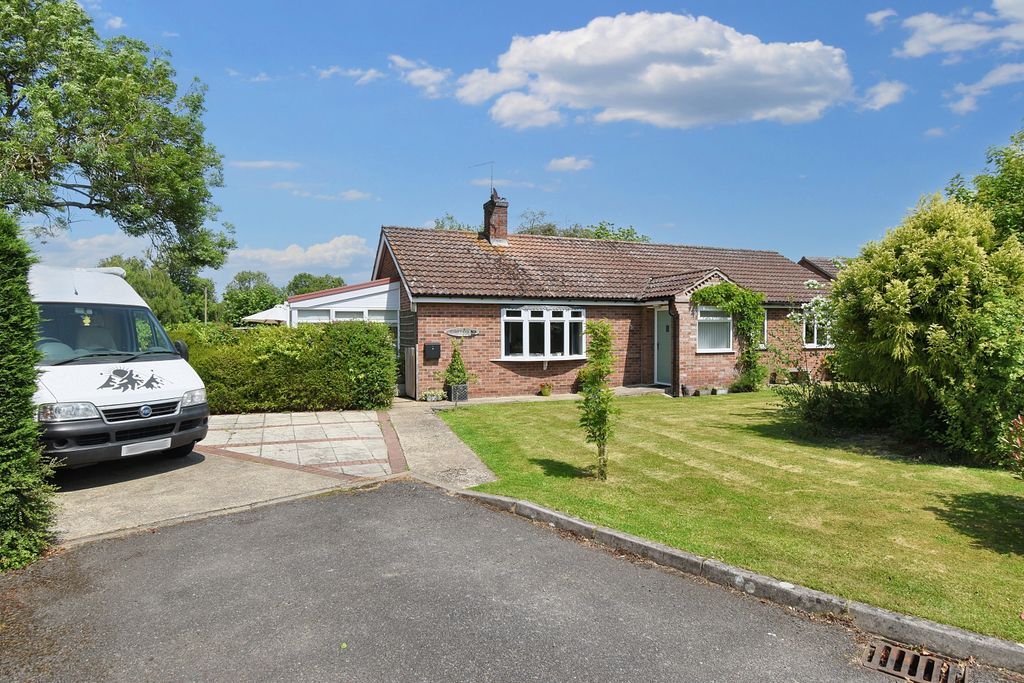 Property photo 2 of 24