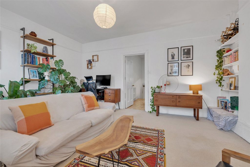 Property photo 2 of 12 Picture No. 09