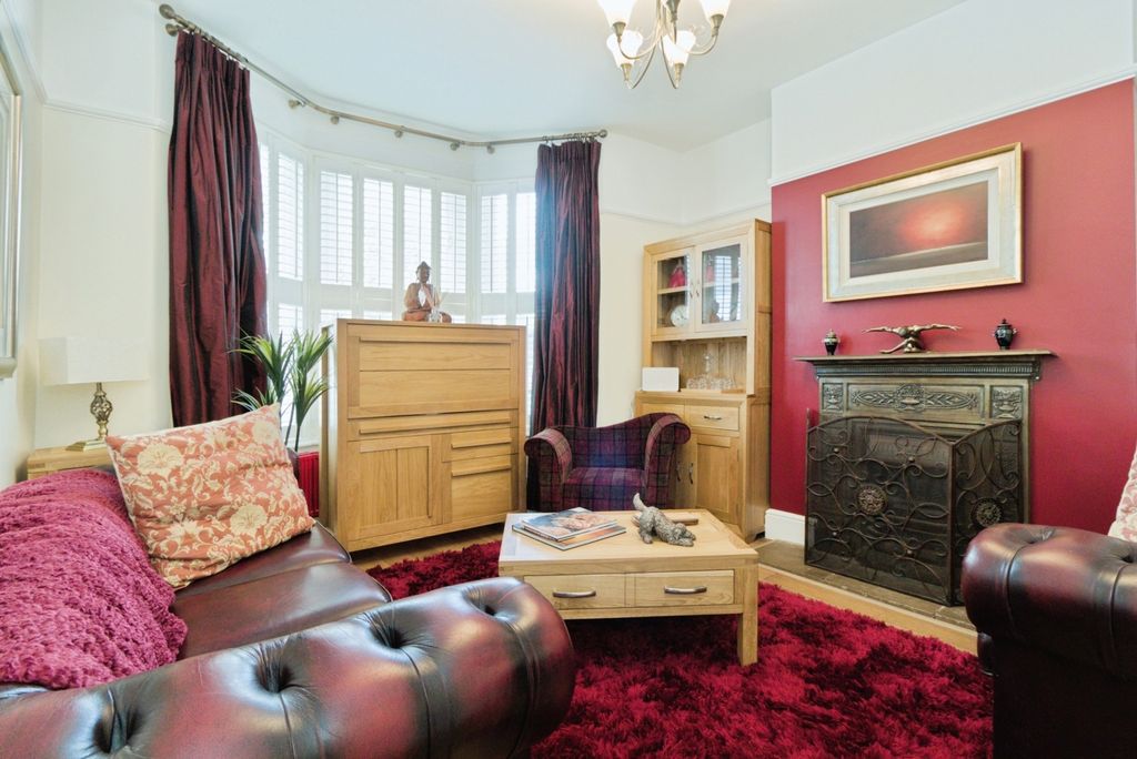 Property photo 2 of 34 Pbox-Img.Jpg
