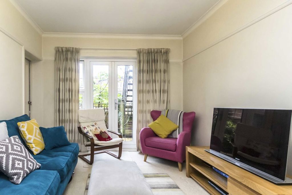 Property photo 2 of 5