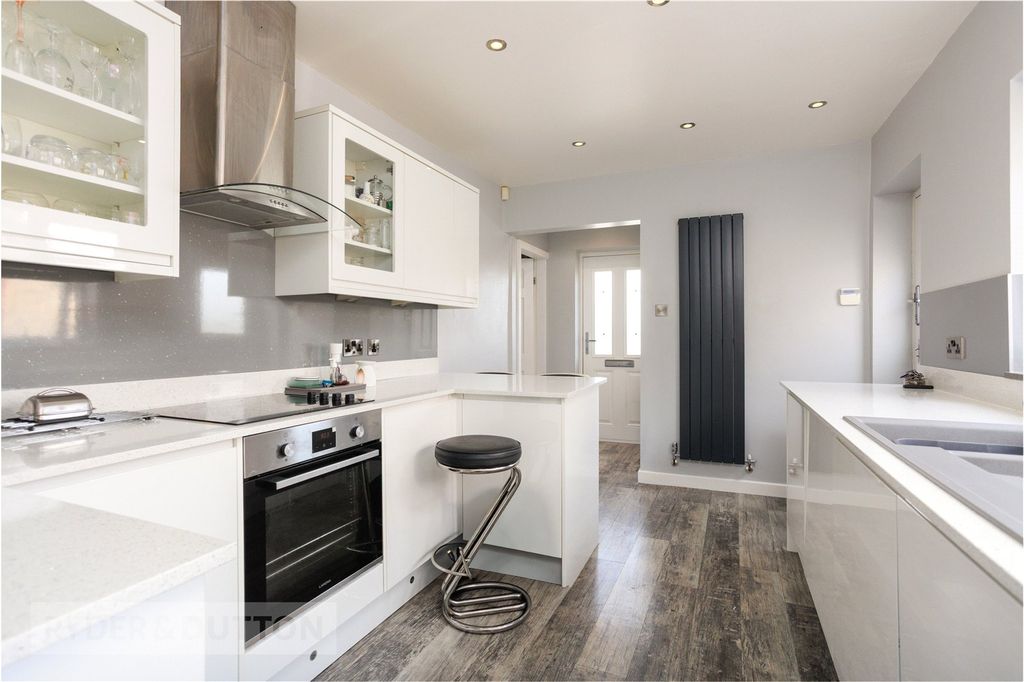 Property photo 3 of 21 Kitchen Diner