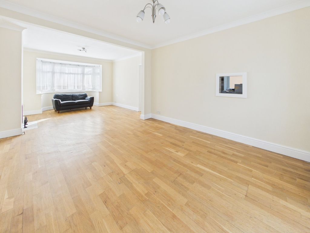 Property photo 2 of 11 Picture No. 04