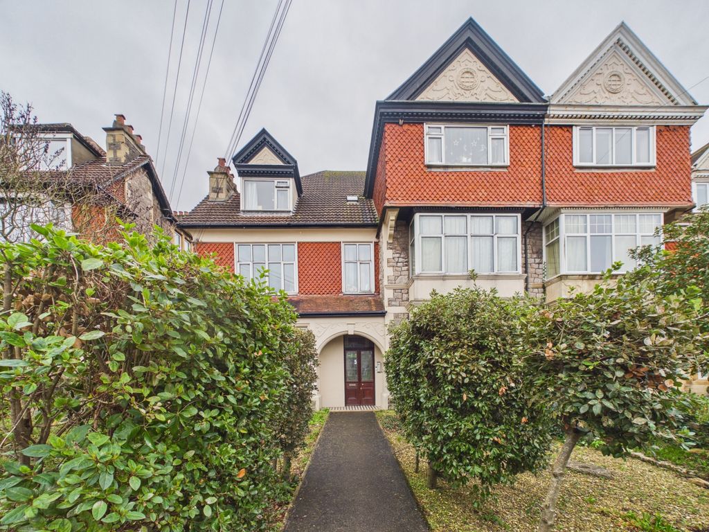 Property photo 1 of 14 Cam02023G0-Pr0199-Still015