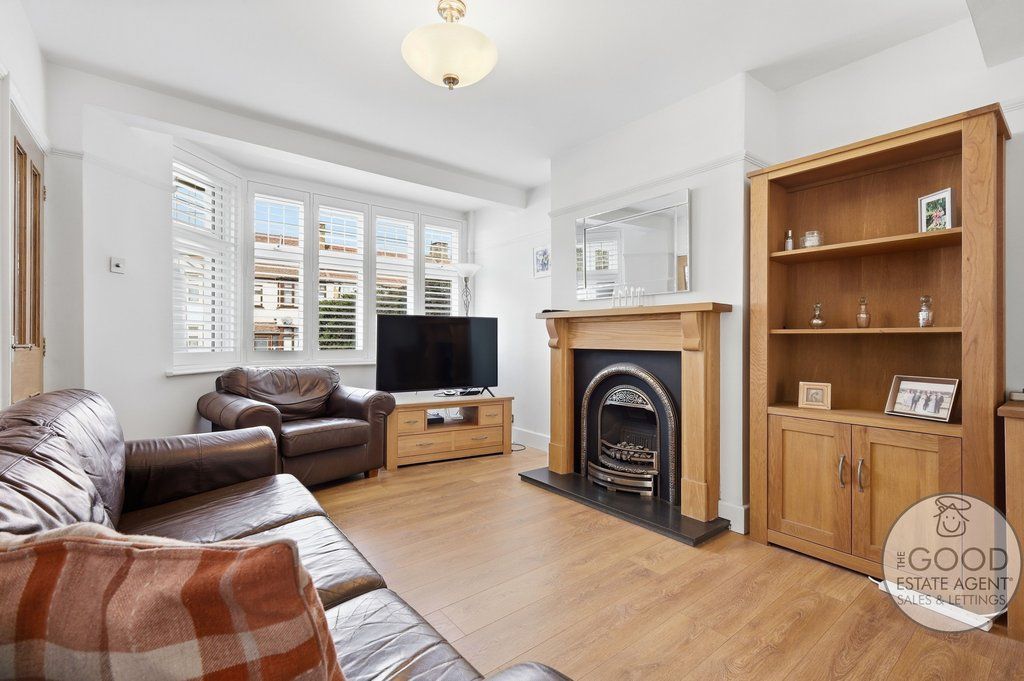 Property photo 2 of 18