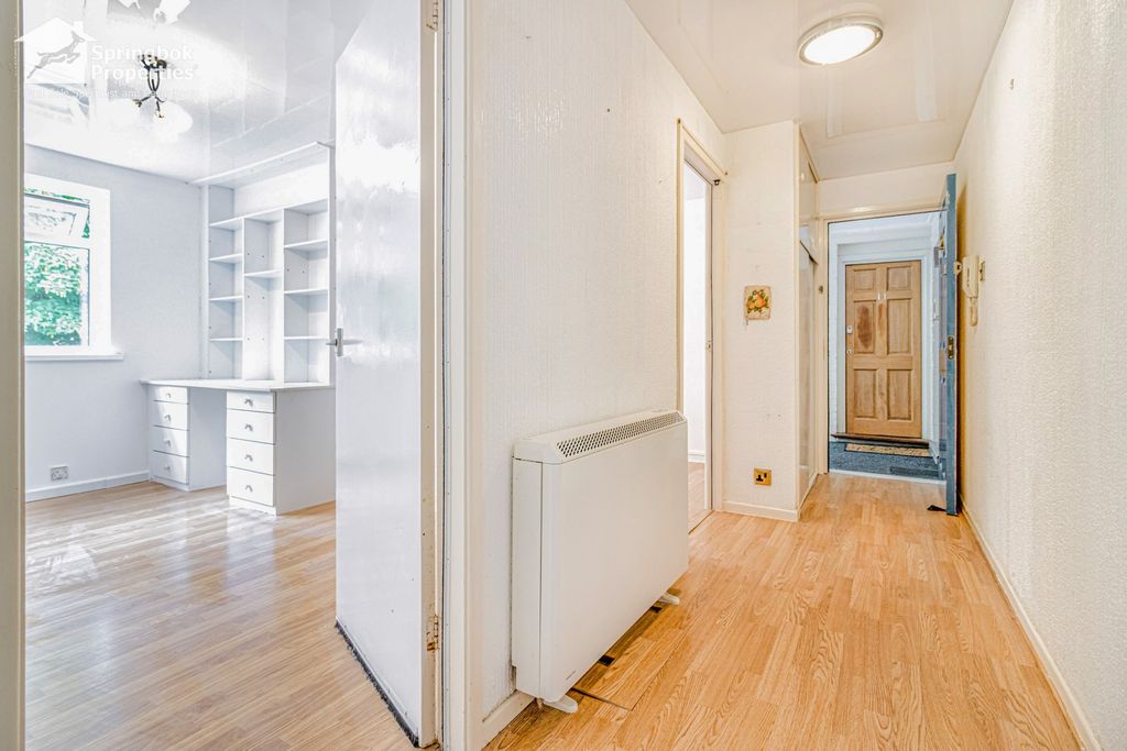 Property photo 2 of 8 Image 1