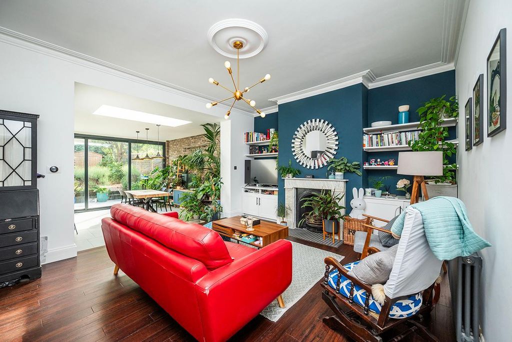 Property photo 1 of 14
