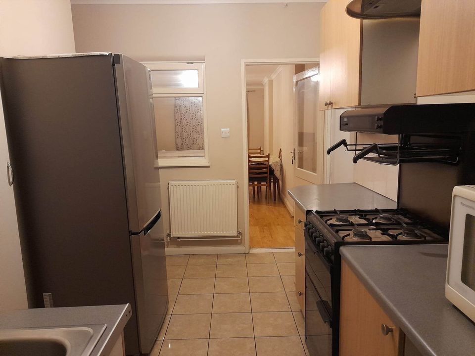 Property photo 3 of 4