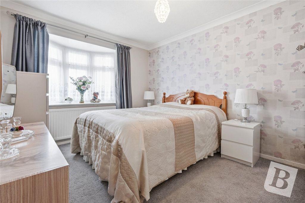 Property photo 3 of 17 Bedroom One