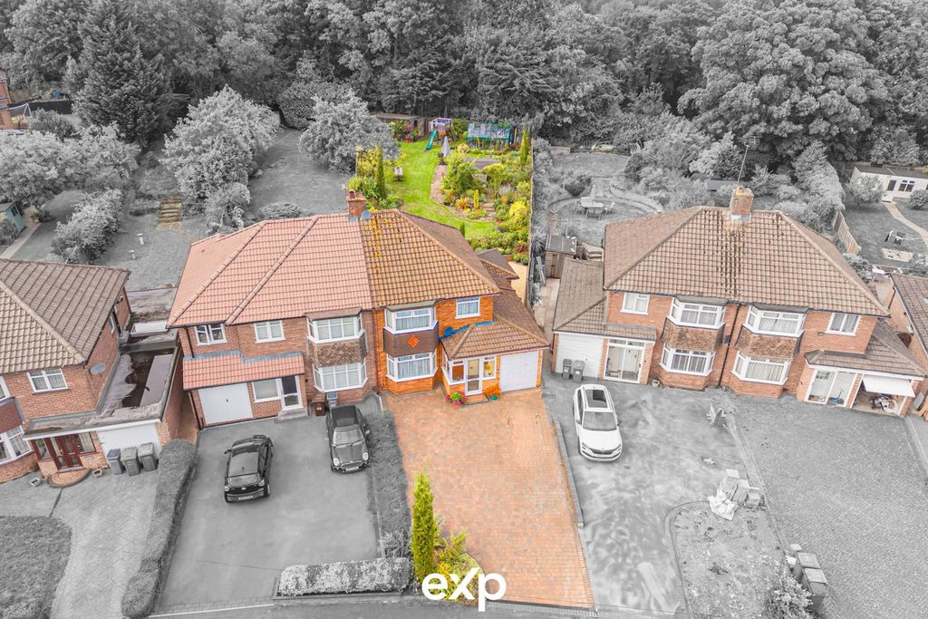 Property photo 2 of 22