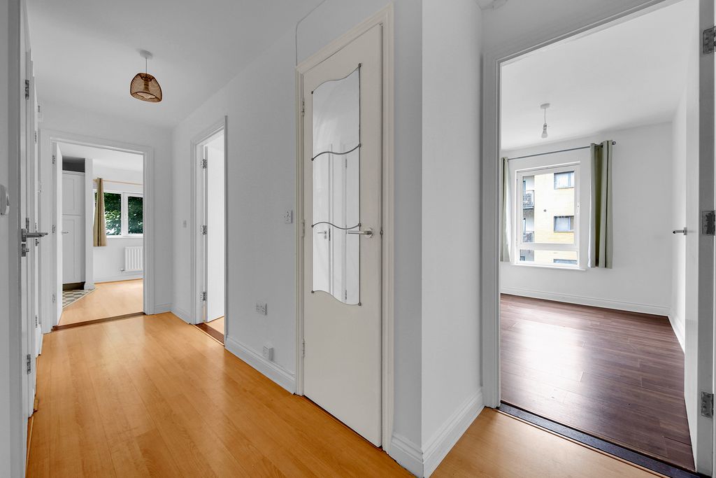 Property photo 2 of 16 _W6B8459