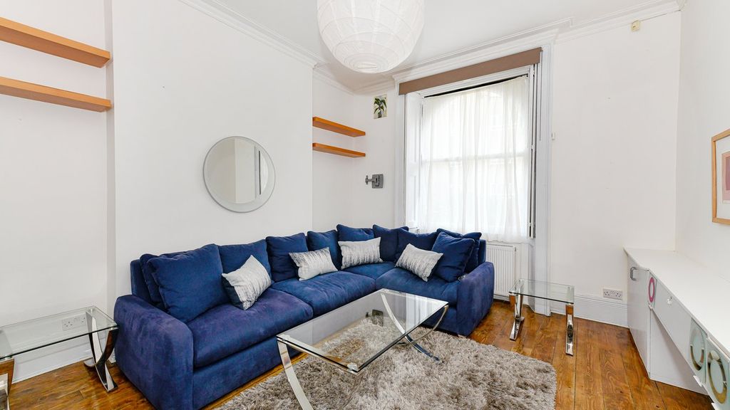 Property photo 2 of 13