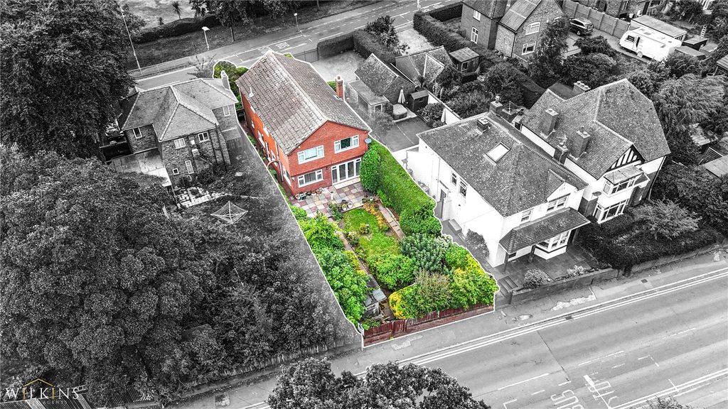 Property photo 2 of 45 Picture No. 05