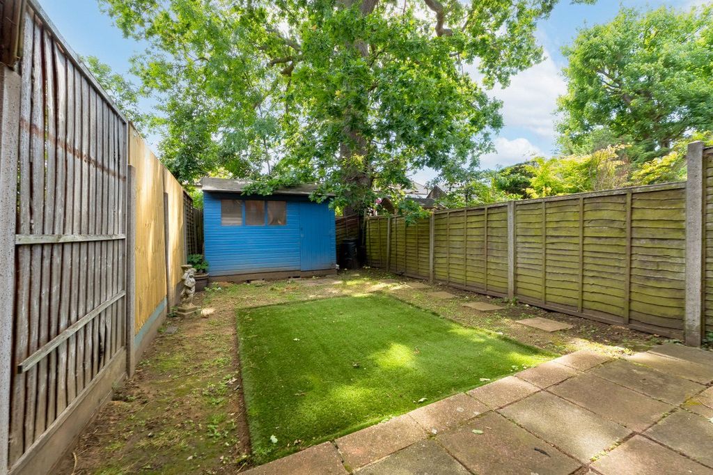 Property photo 2 of 22 Picture No. 12