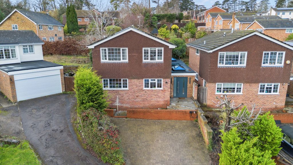 Property photo 1 of 19