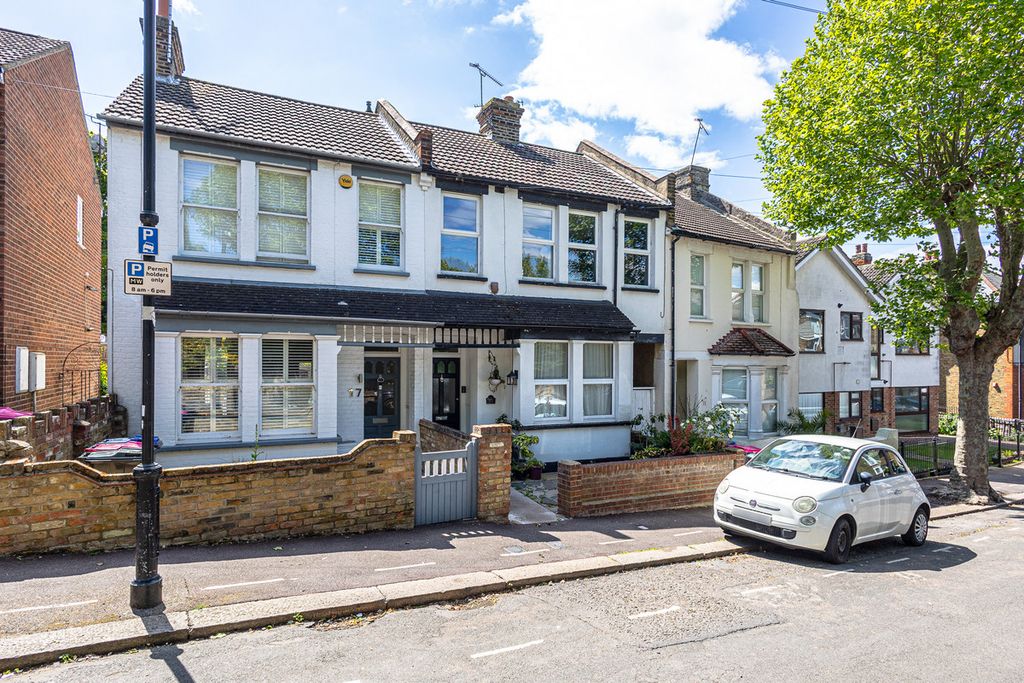 Property photo 1 of 22