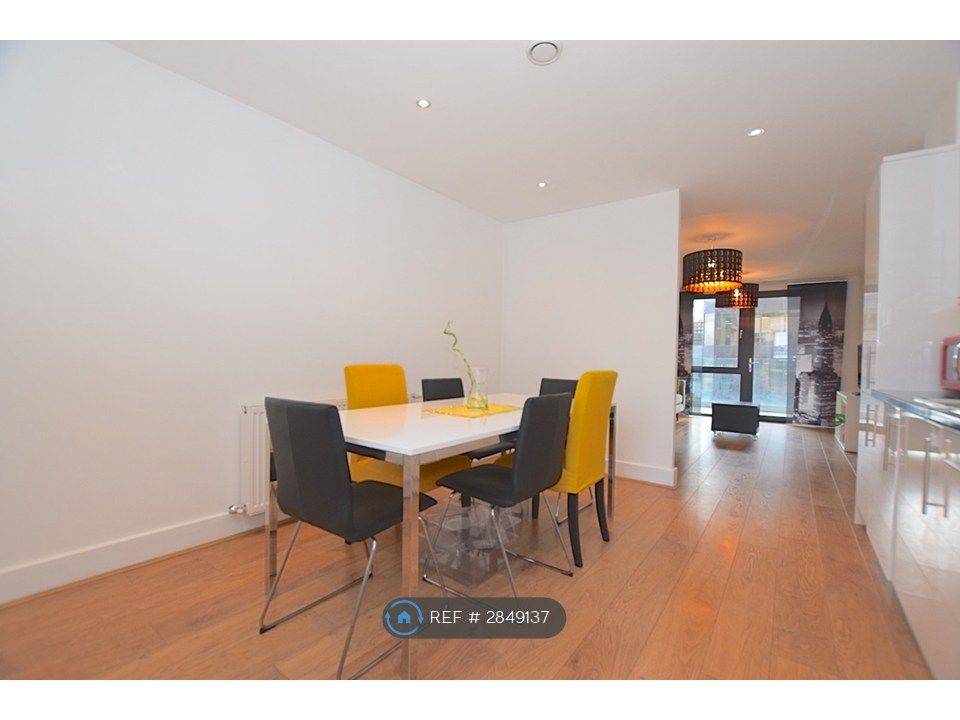 Property photo 2 of 19