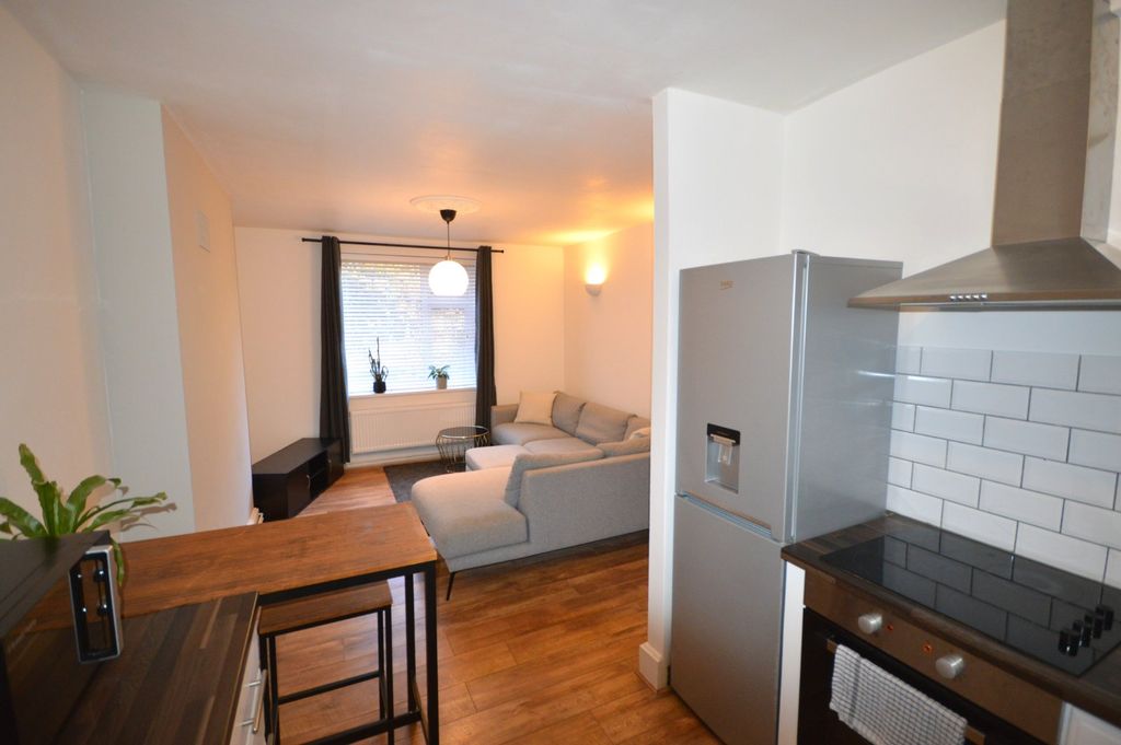 Property photo 1 of 8 Picture No. 13