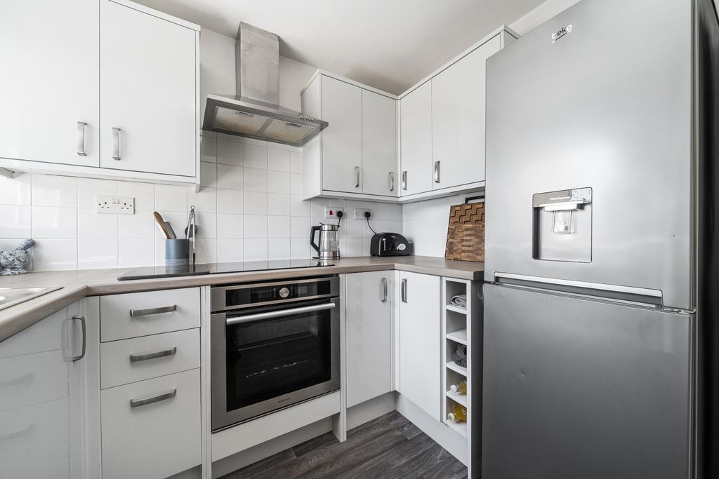 Property photo 3 of 22 1488119-10-6A4Fe783d1ce9