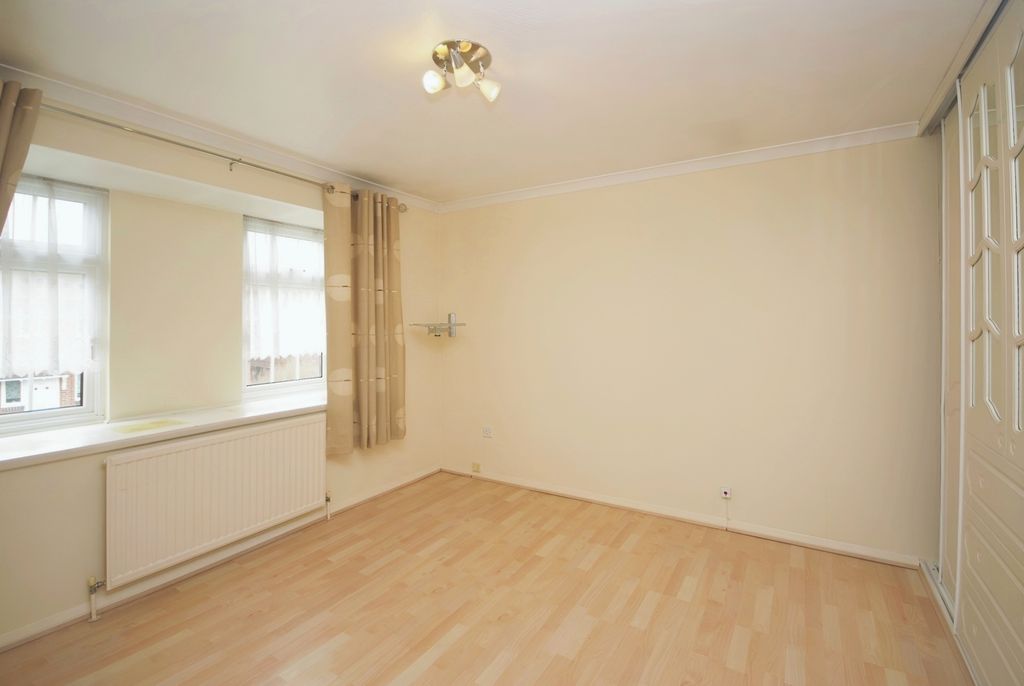 Property photo 3 of 8 51c07212-New 205