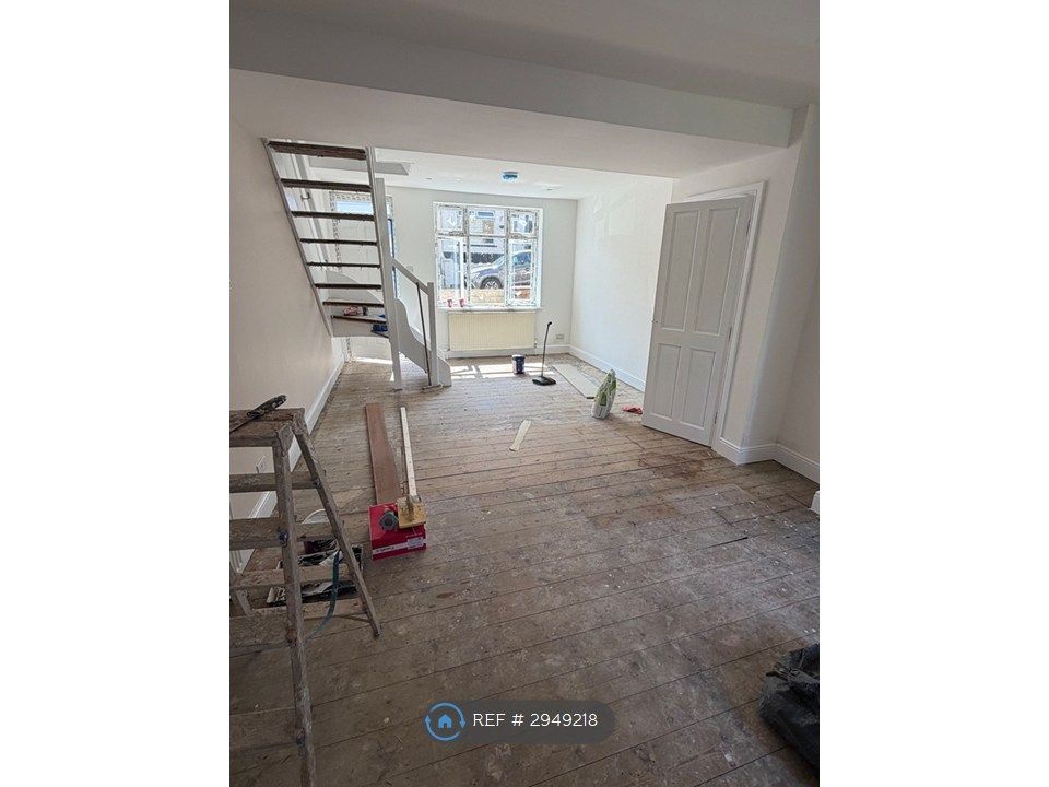 Property photo 2 of 14 Refurbishment Almost Complete