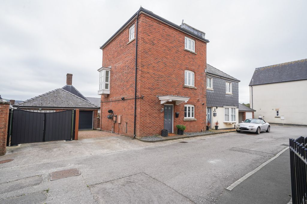 Property photo 1 of 24 Dsc01306