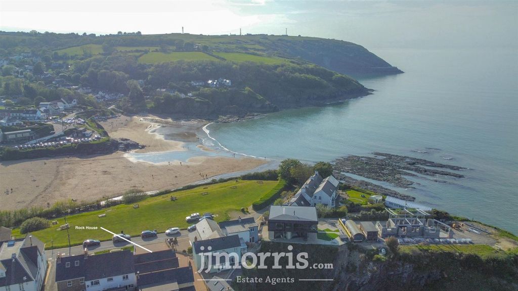 Property photo 3 of 54 862A9Dcb-3B8C-41C6-B117-4B4C3Dfdf46C.Jpeg