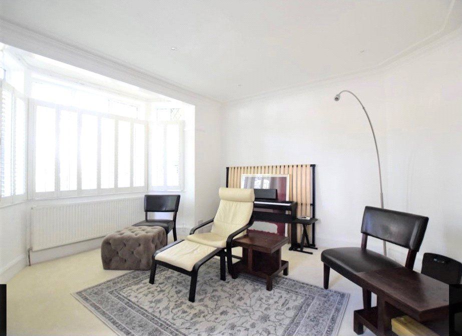 Property photo 3 of 9 Picture No. 02