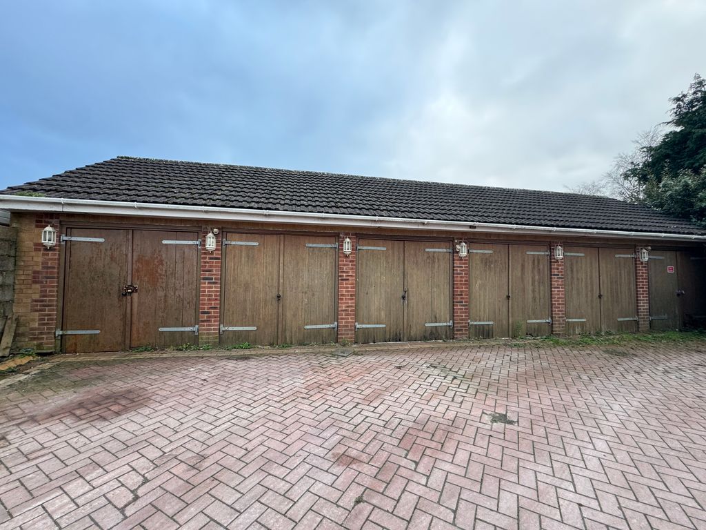 Property photo 3 of 5 Image