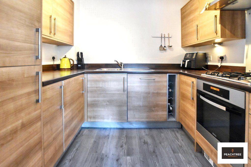 Property photo 2 of 19 Picture No. 03