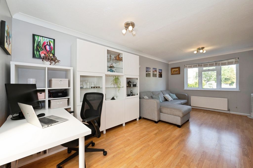 Property photo 3 of 13 Pbox-Img.Jpg