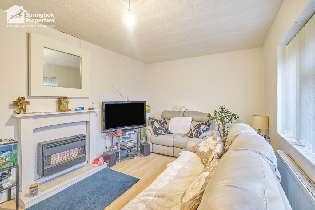 Property photo 3 of 16 2