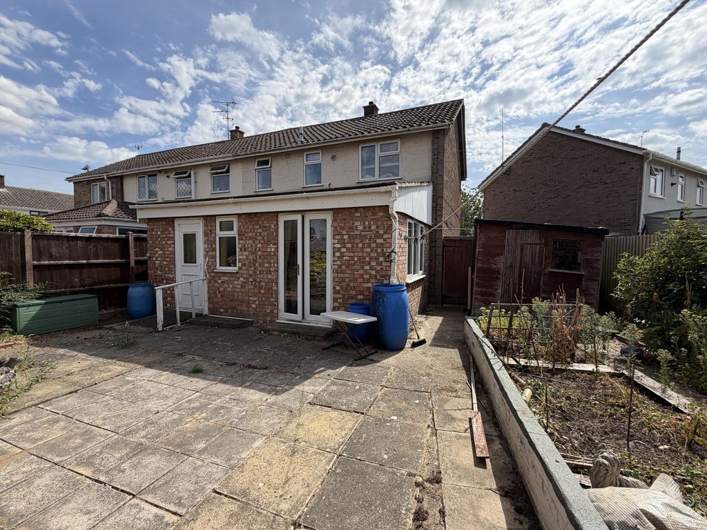 Property photo 2 of 3