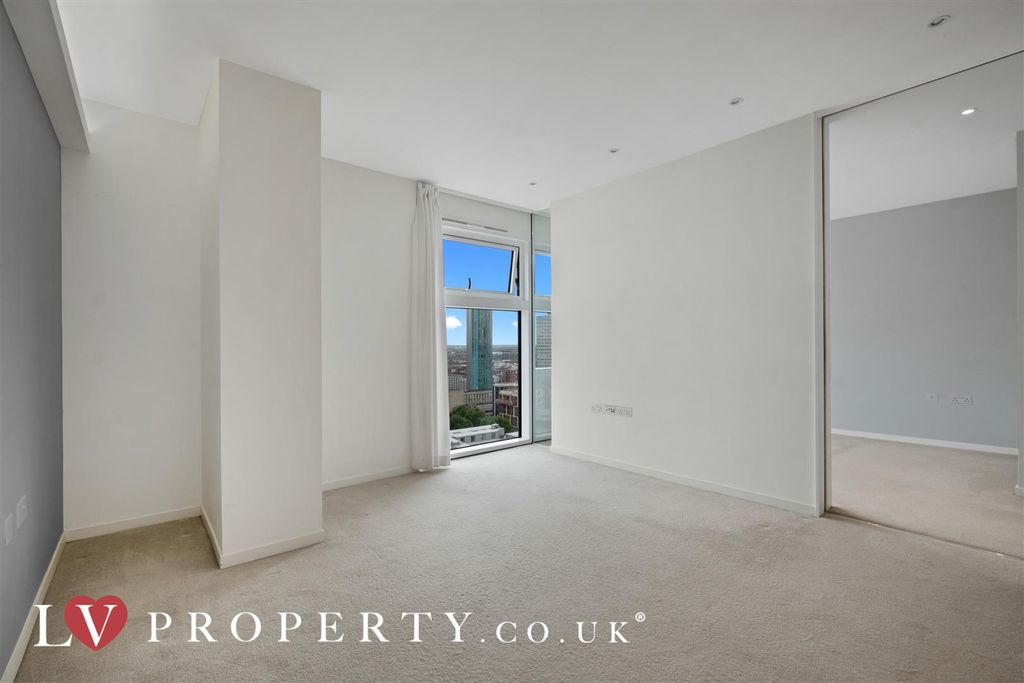 Property photo 3 of 19 Full Size Logo-10.Jp