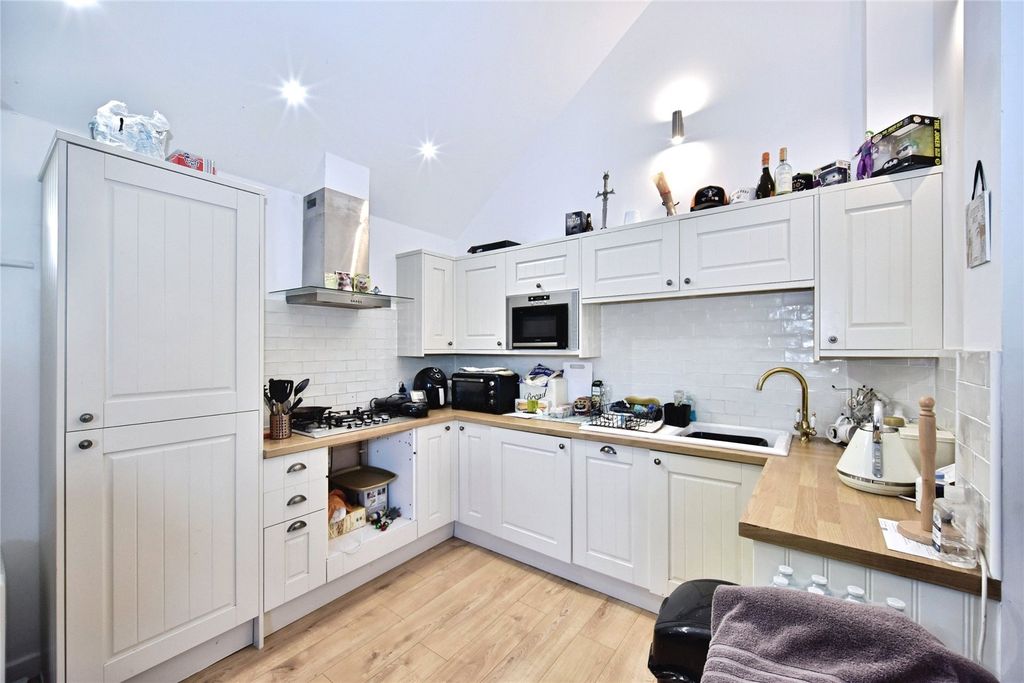 Property photo 2 of 13 Kitchen