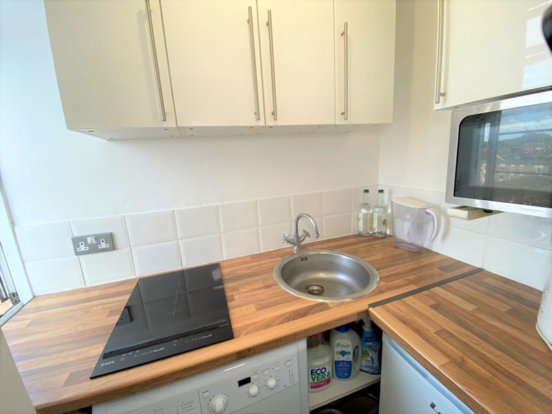 Property photo 2 of 11 Photo 9
